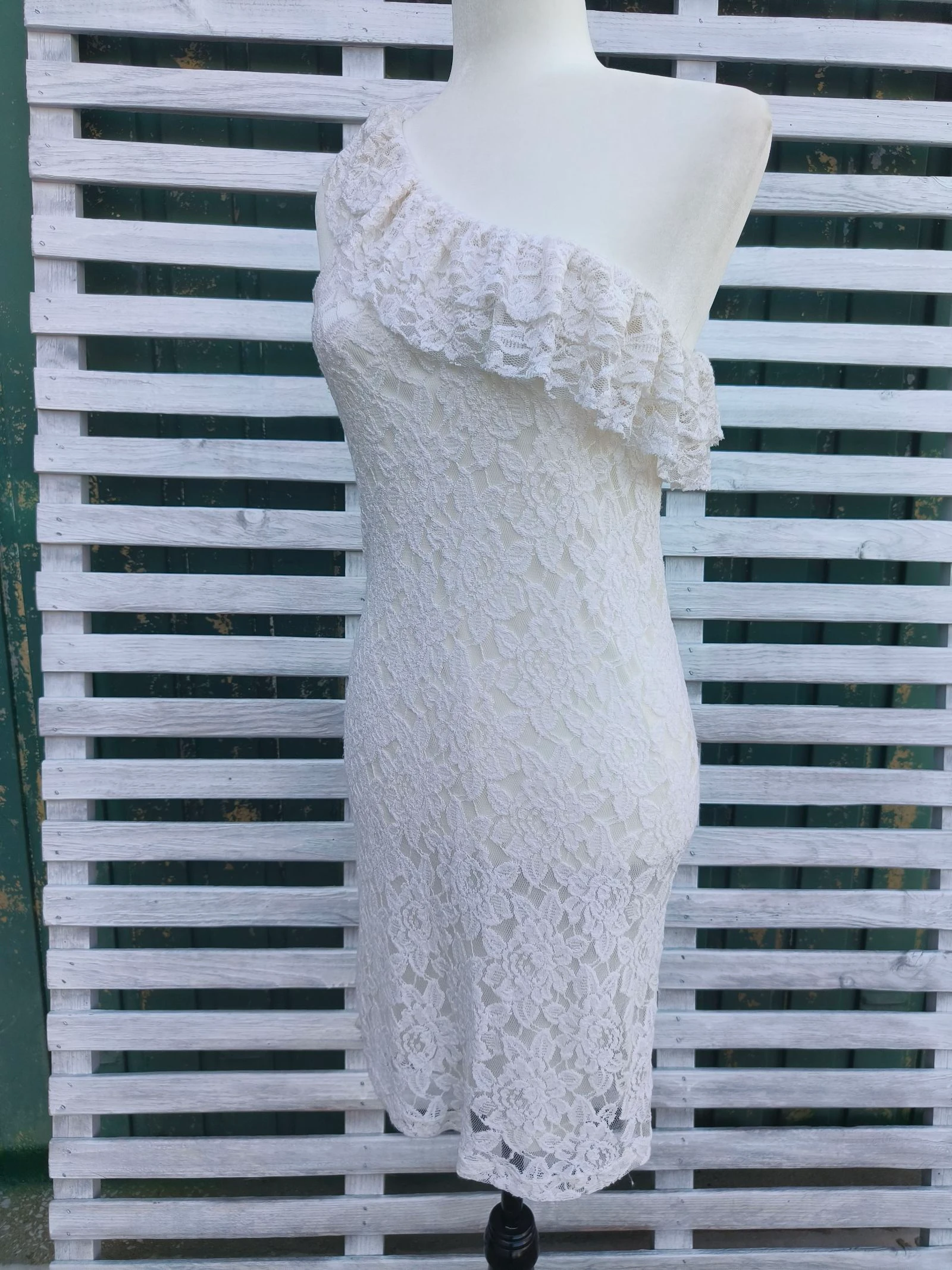 Vestido lindíssimo  arrendado senhora Tam. L 